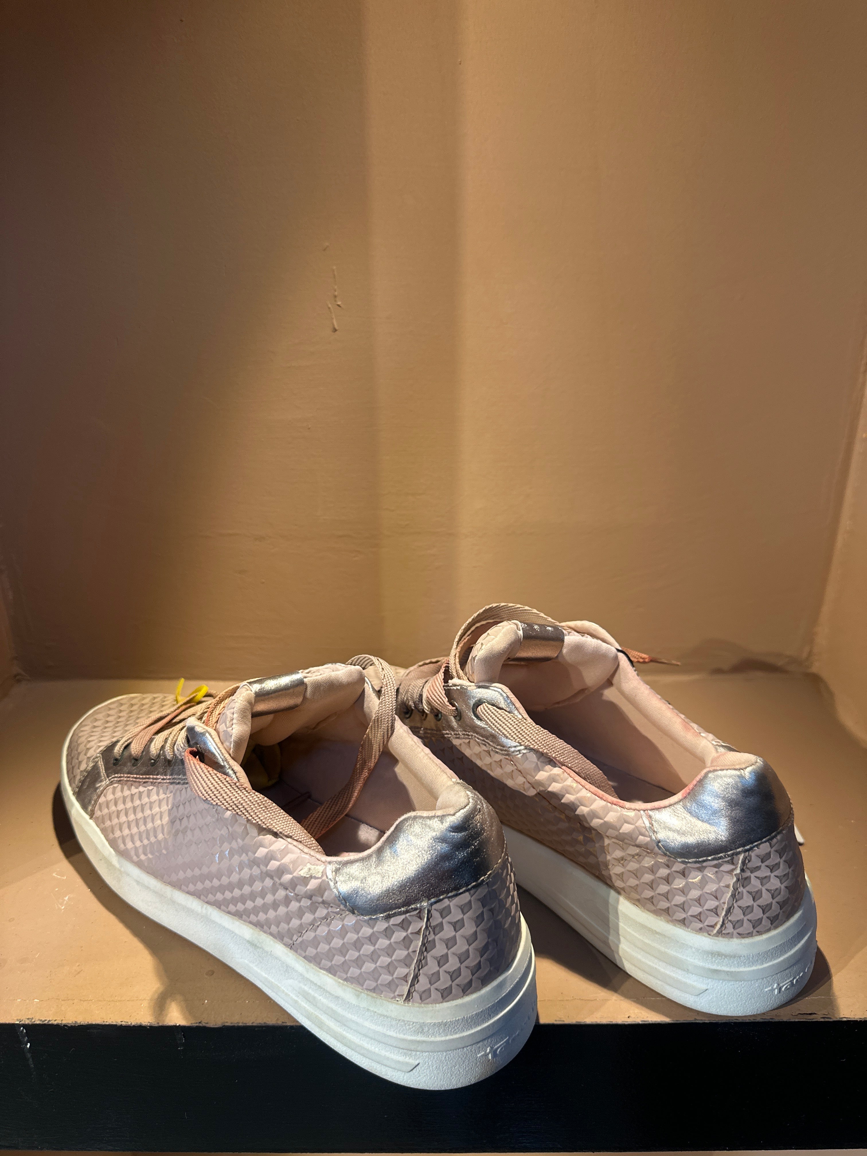 Tamaris Rose Structure Low-Top Sneaker