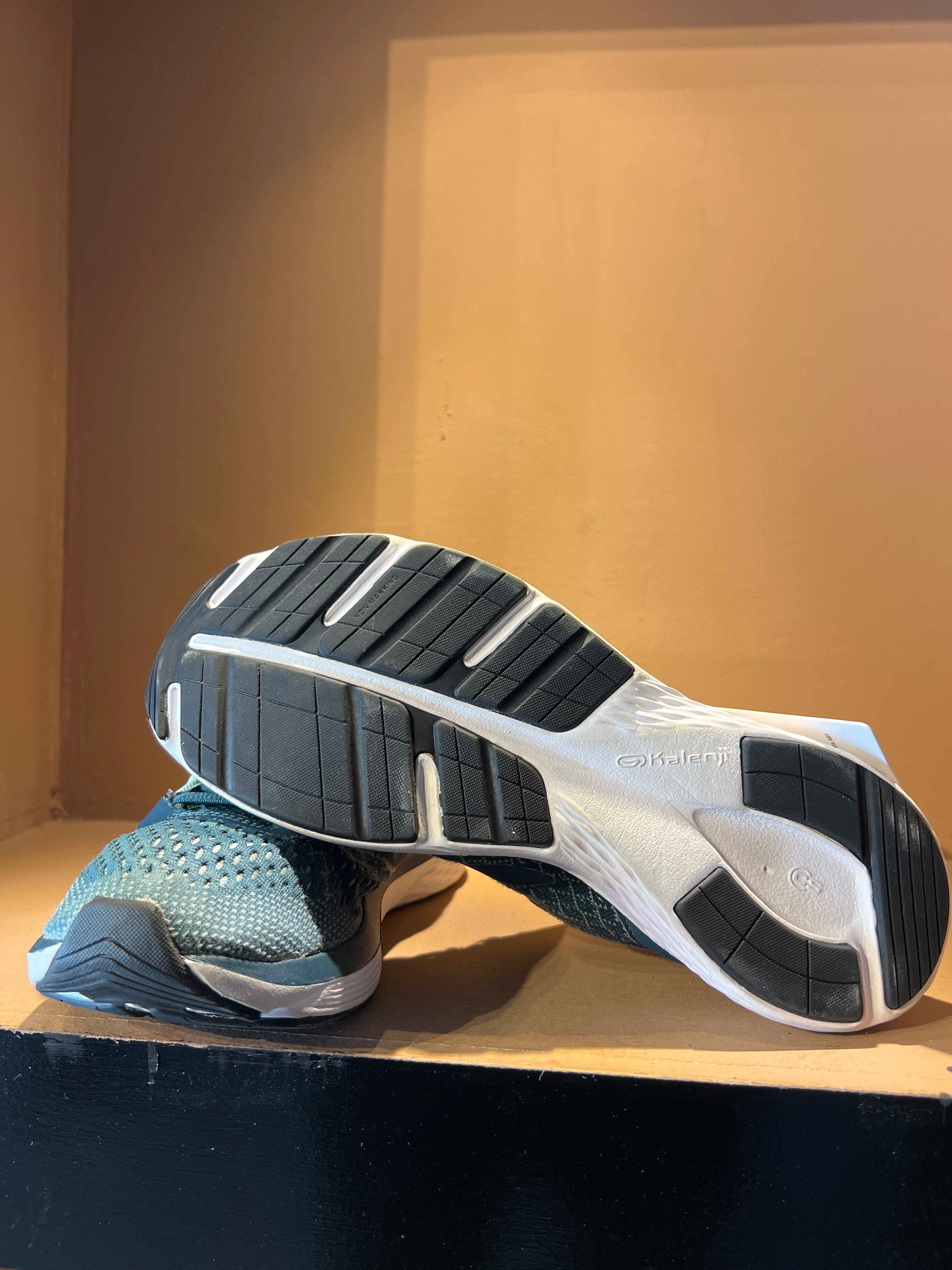 women's running shoes