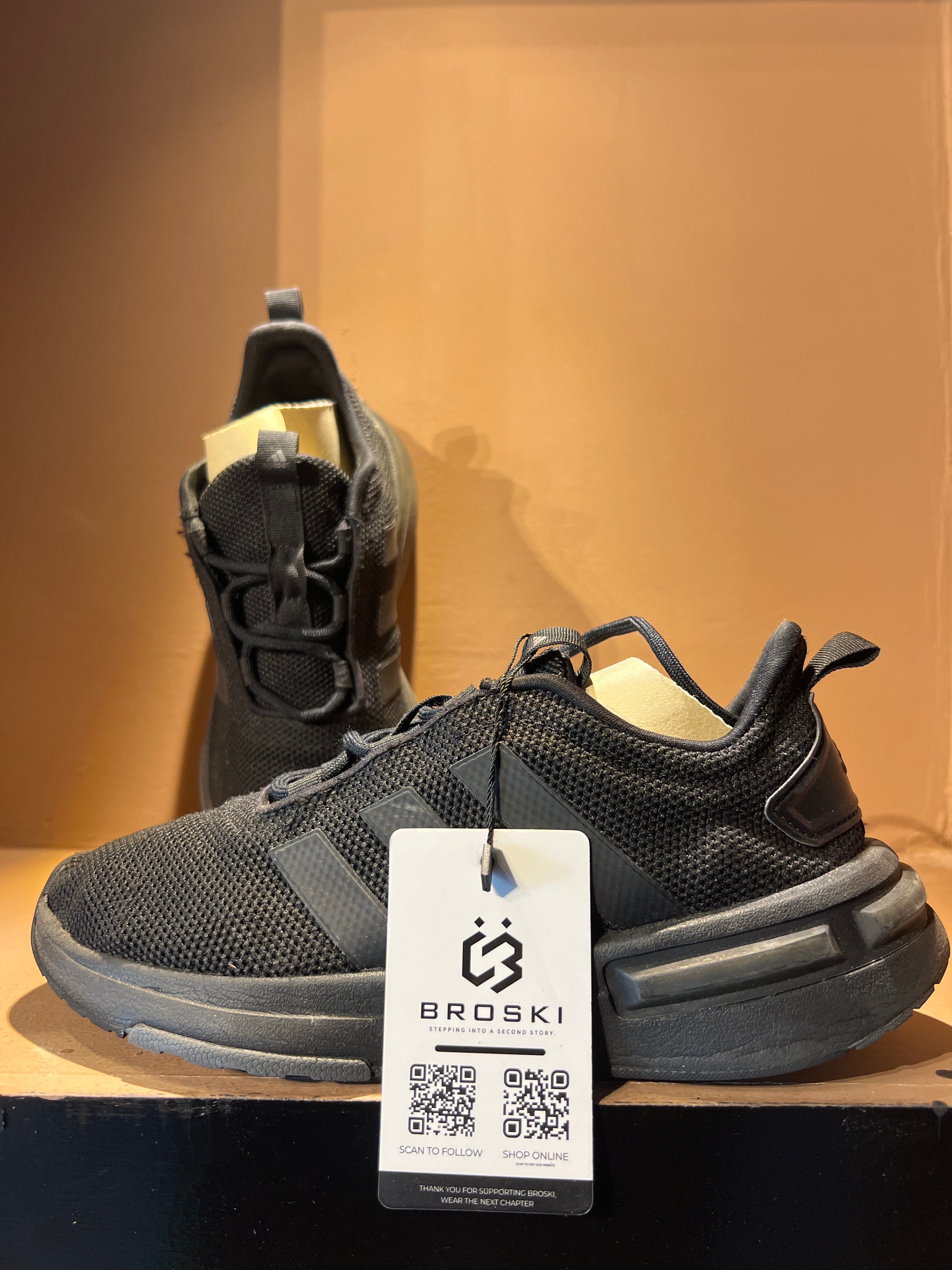 Adidas Racer TR23