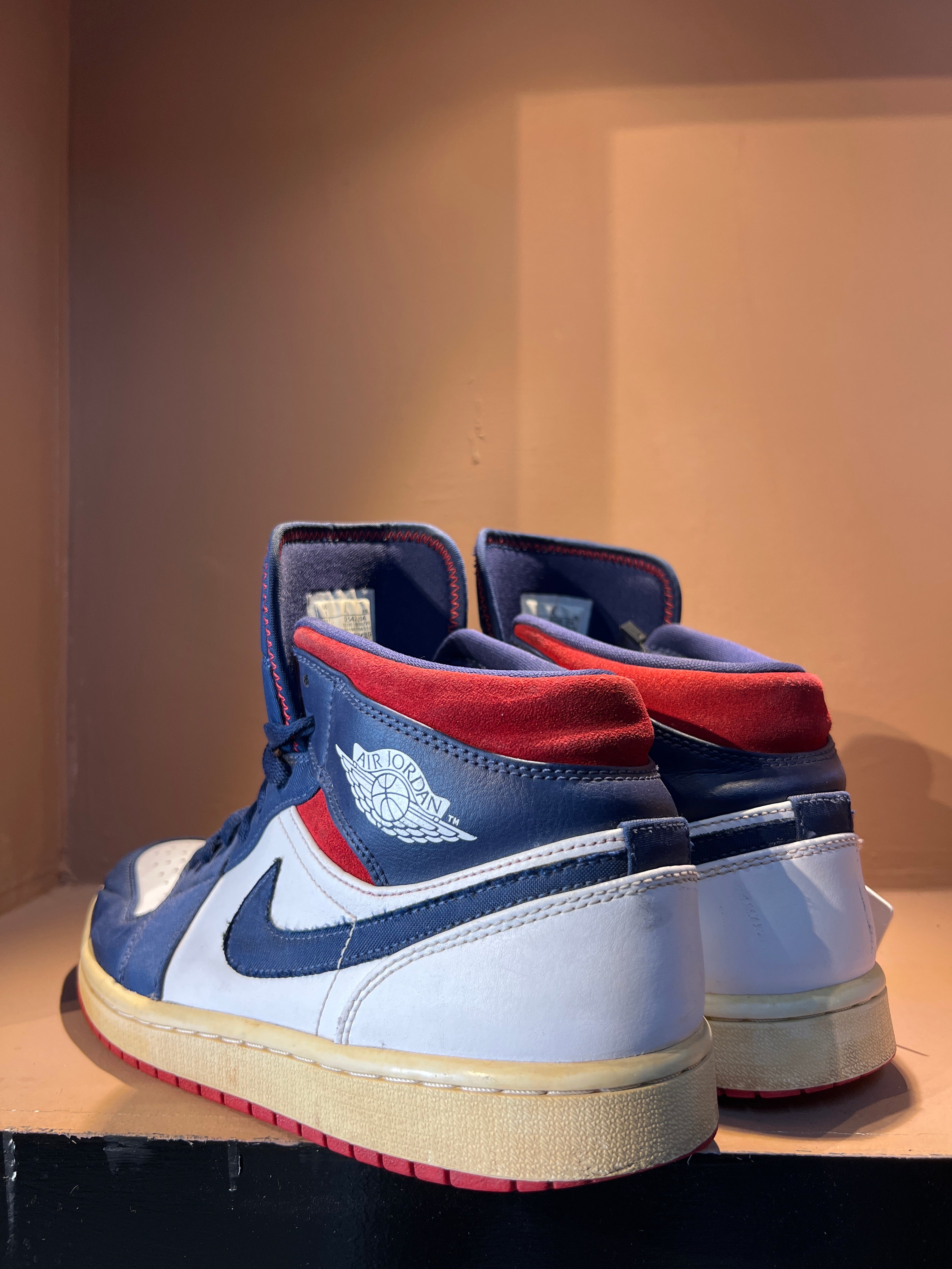 Nike Air Jordan 1 Mid