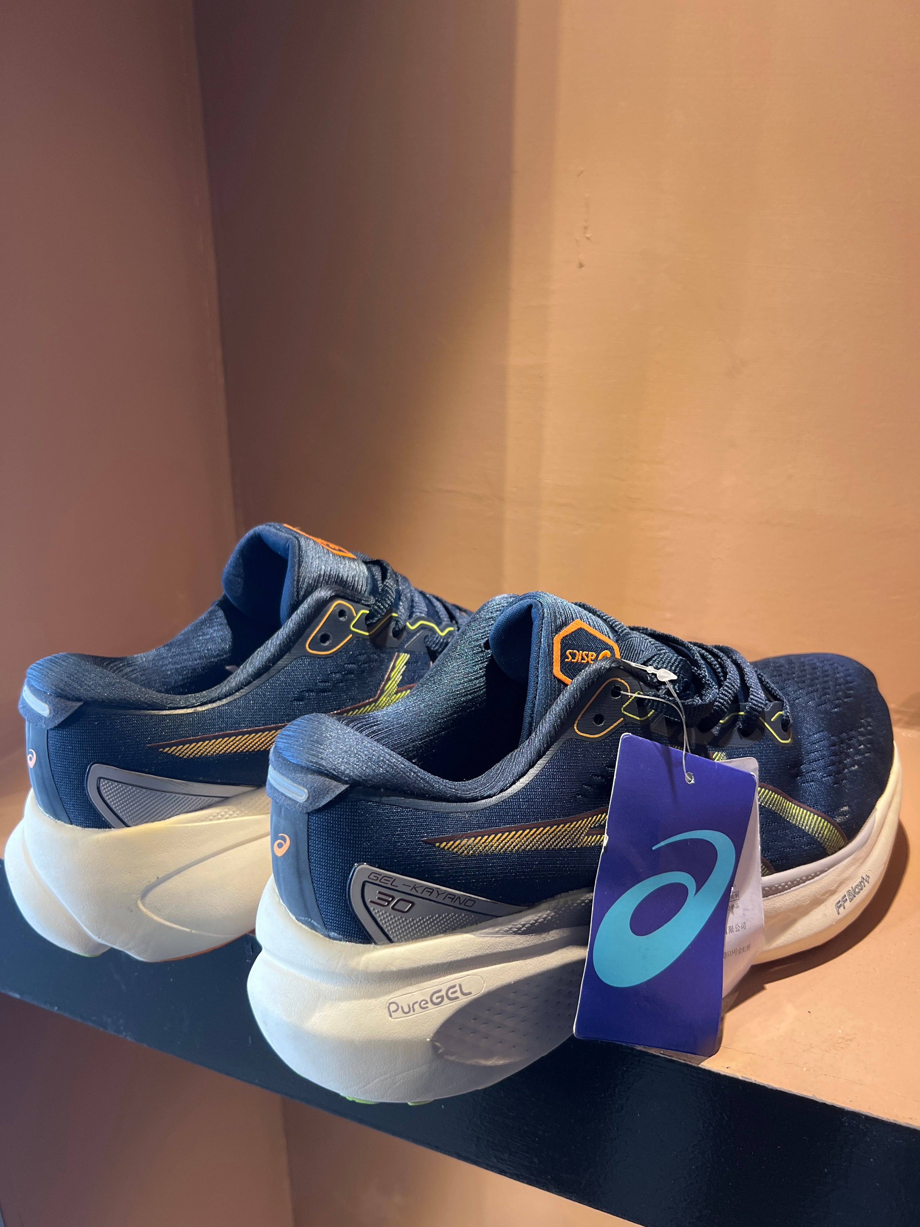 Asics GEL-KAYANO 30