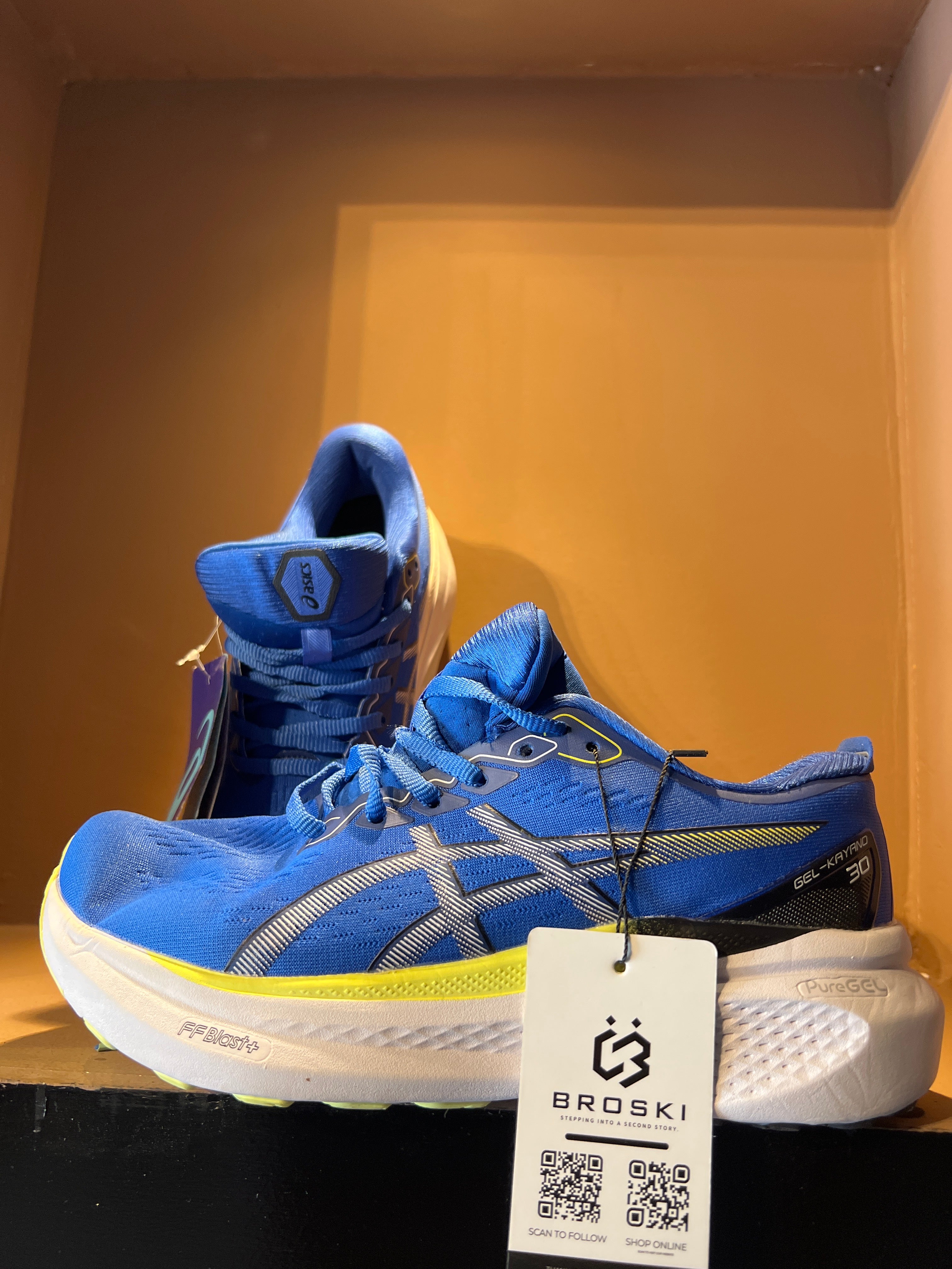 Asics GEL-KAYANO 30