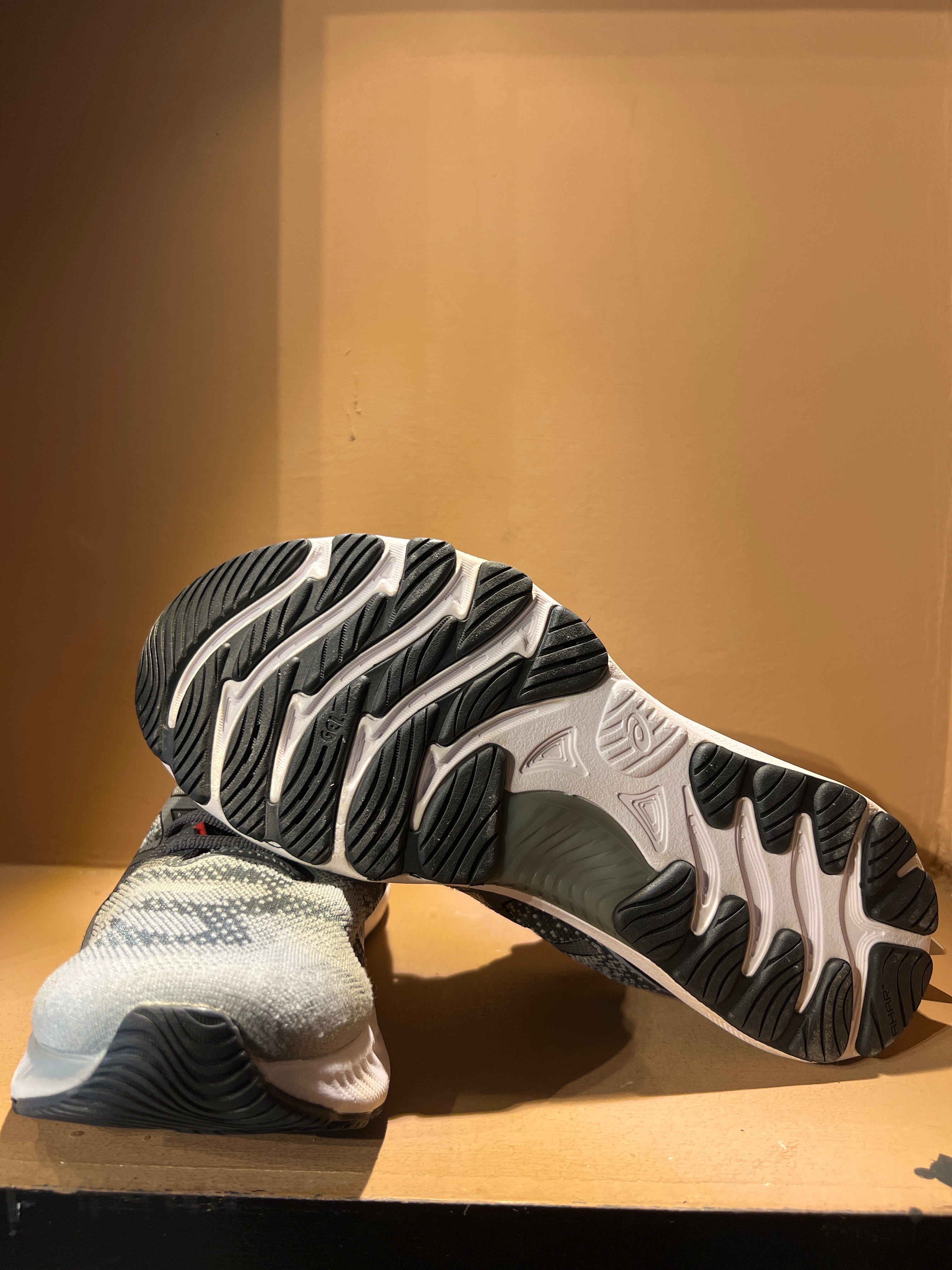 Asics GEL-Nimbus 23