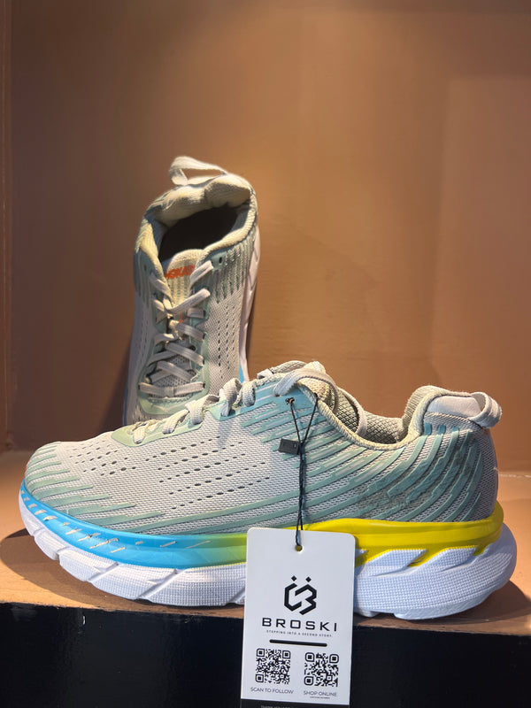 Hoka One One Clifton 5