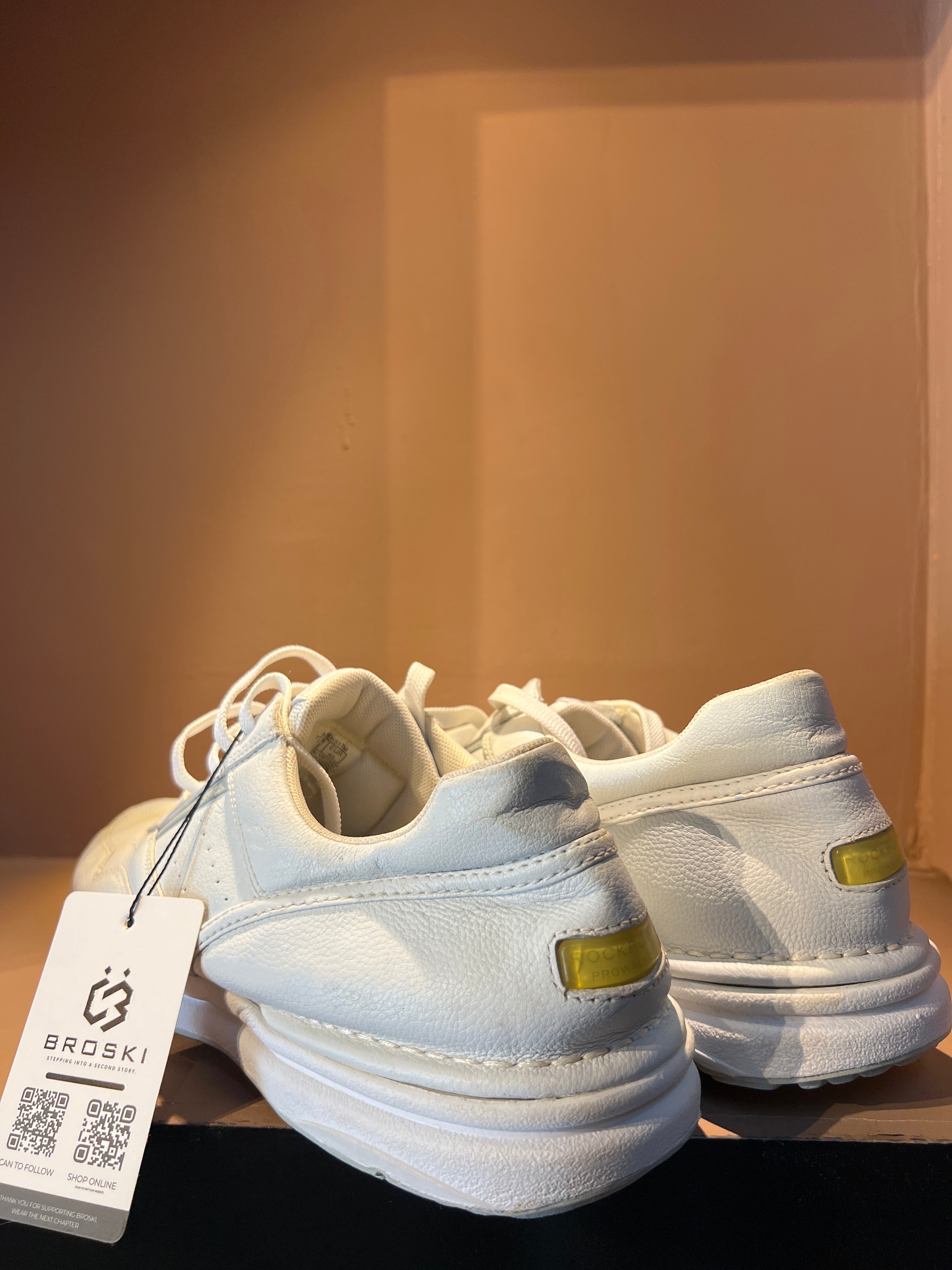 Rockport ProWalker walking sneaker