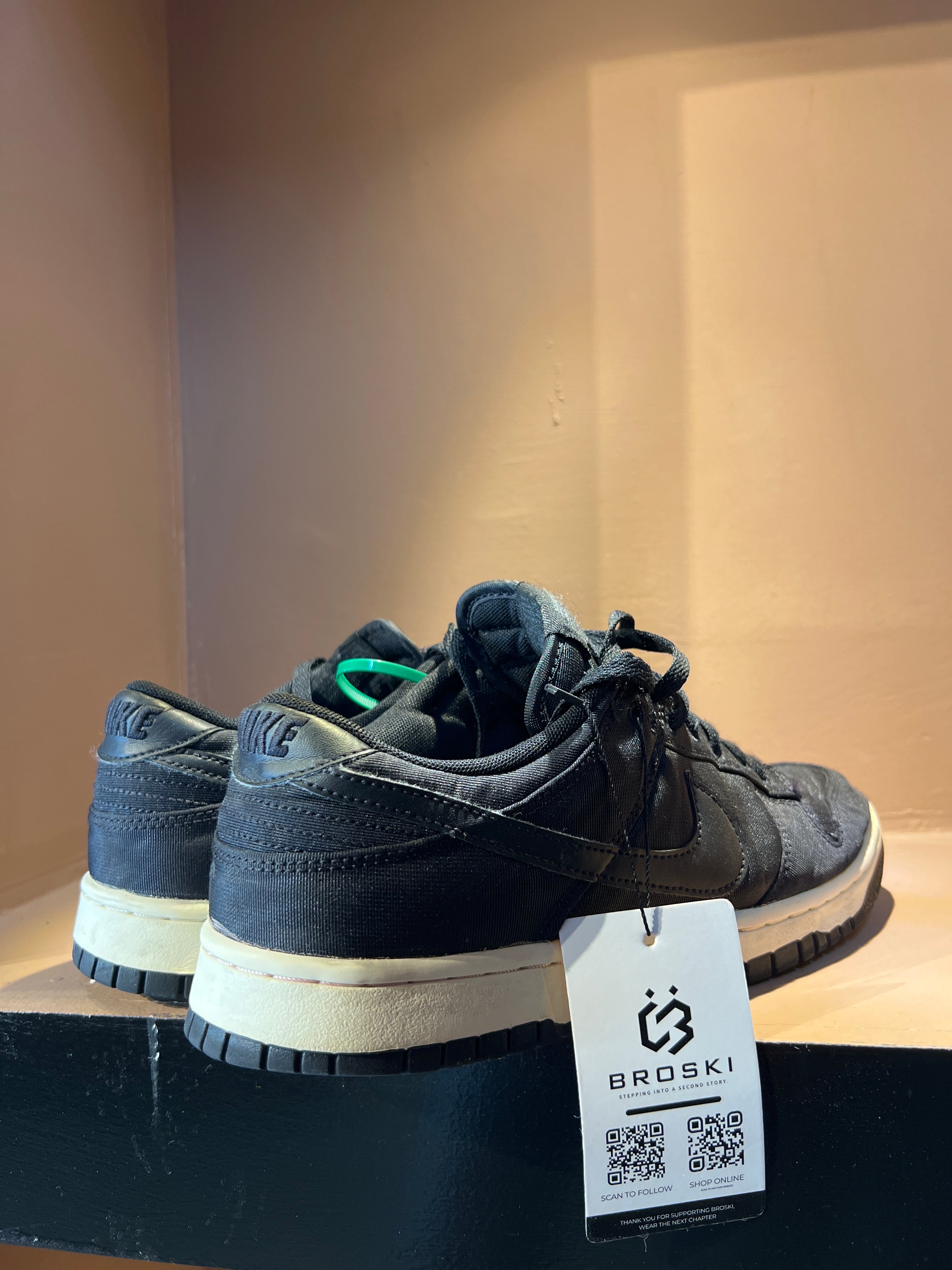 Nike Dunk Low