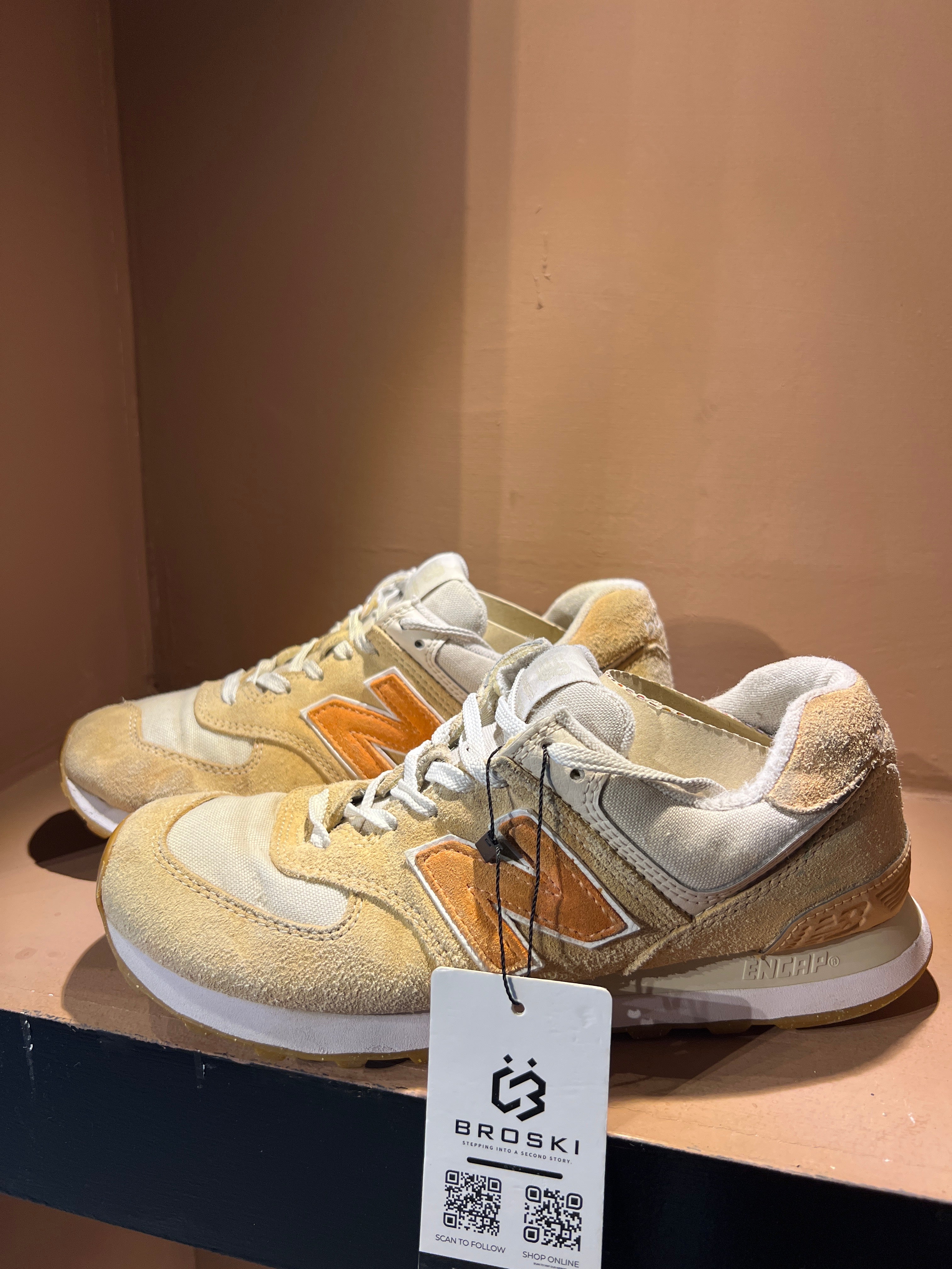 New Balance 574 sneakers