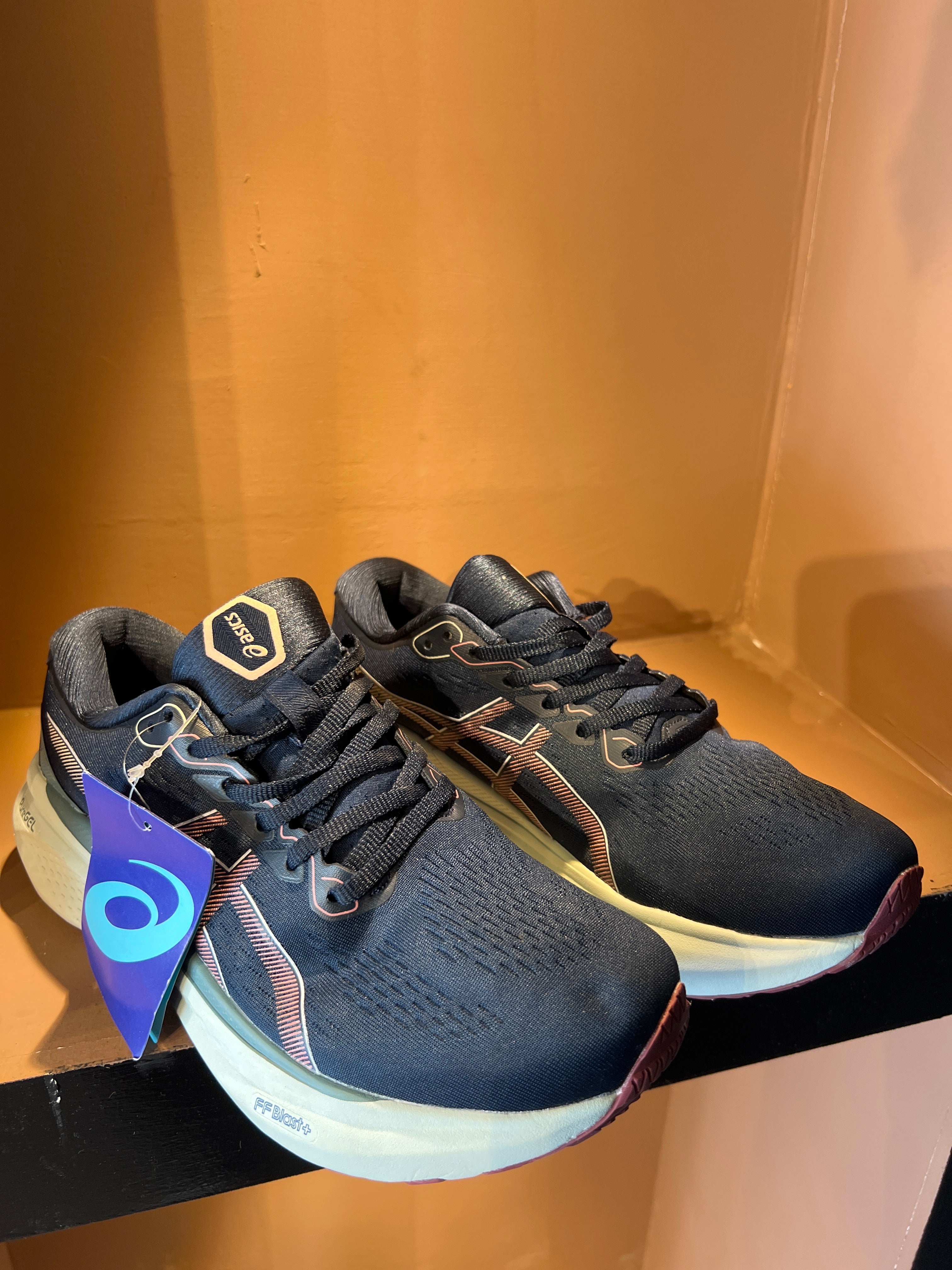 Asics GEL-KAYANO 30