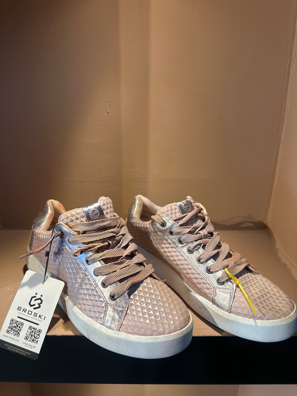 Tamaris Rose Structure Low-Top Sneaker
