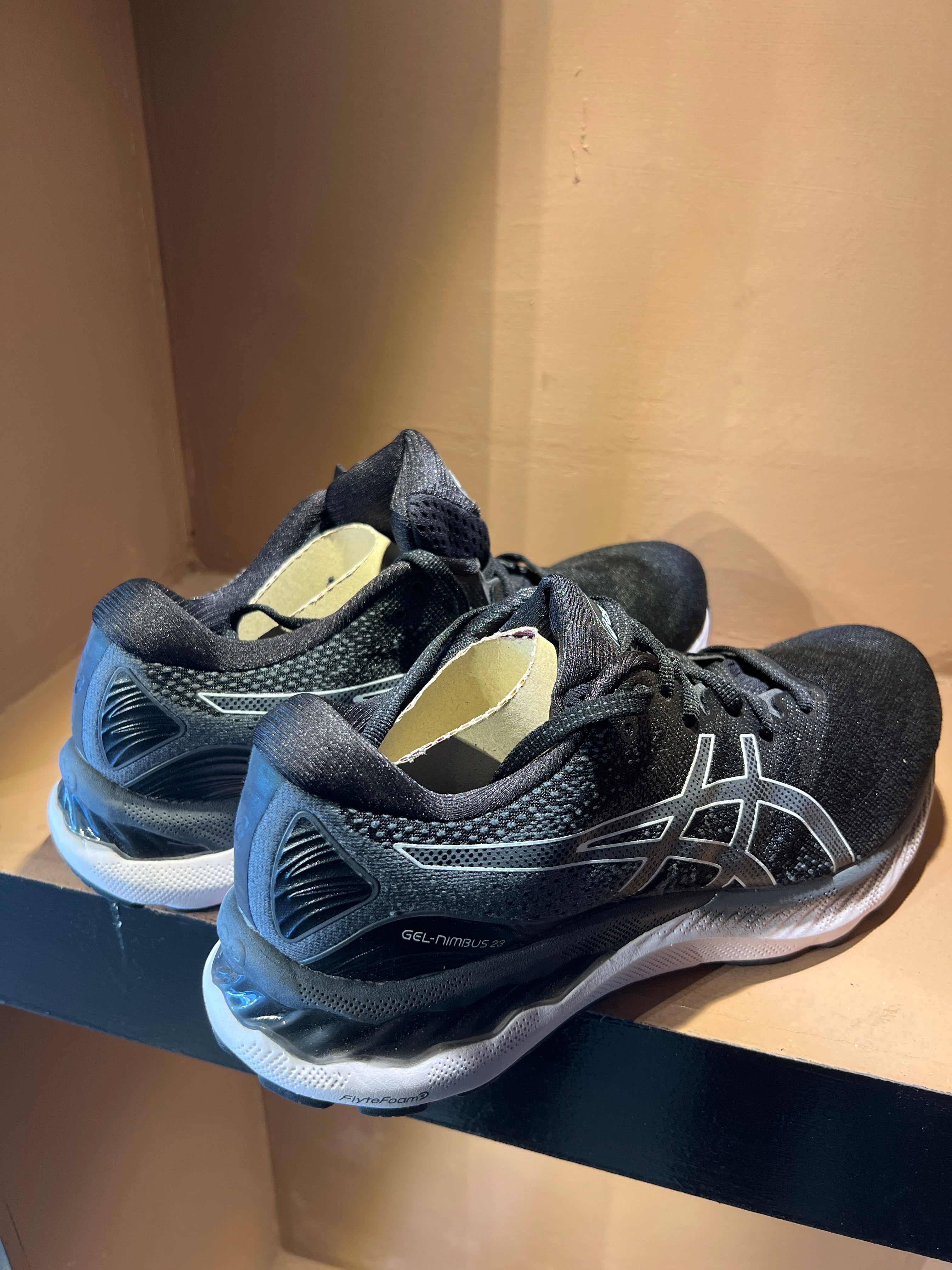 ASICS Gel-Nimbus 23