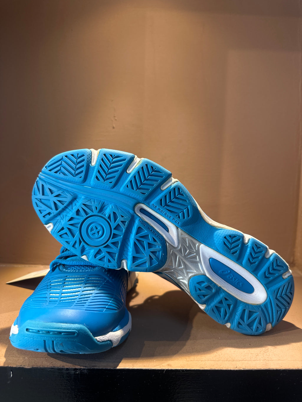 ASICS Gel-Netburner Ballistic