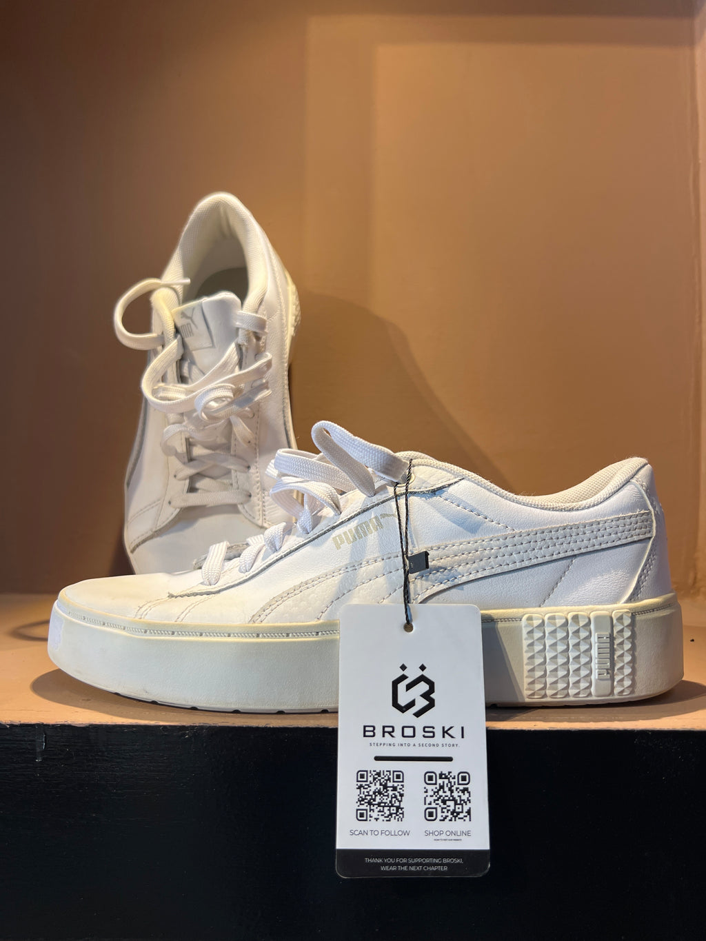 Puma Smash Platform V2 Woman's